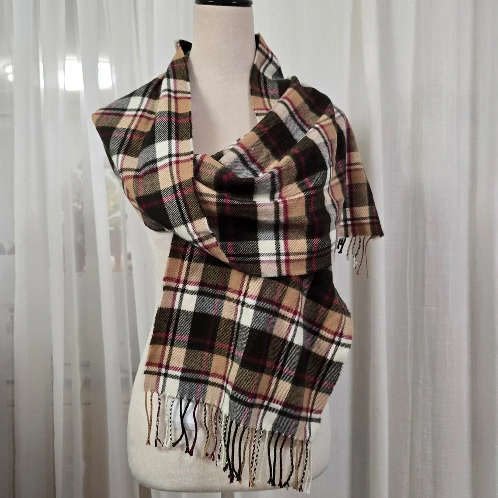 NWT Kohls Womens Plaid Scarf‎ Fringe Super Soft Brown Black Beige Winter Fashion